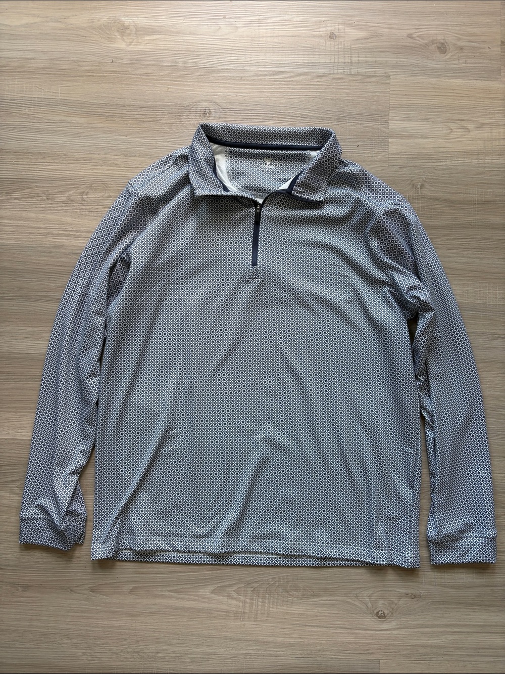 Never worn !!!!Men's Long Sleeve Geo-Print Quarter-Zip Shirt - Blue